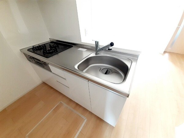 キッチン(同型部屋写真です。)