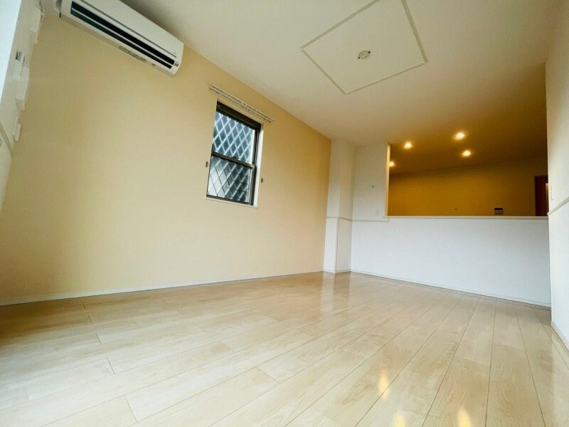 物件内観写真11　(同型反転参考写真)