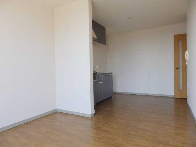 物件内観写真3　(ＤＫ)