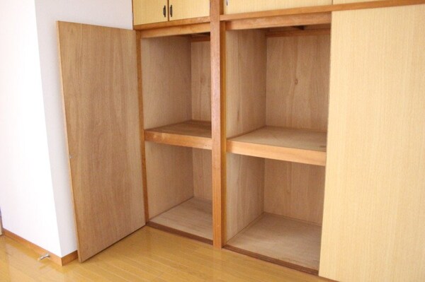 収納(収納※別部屋の写真です)