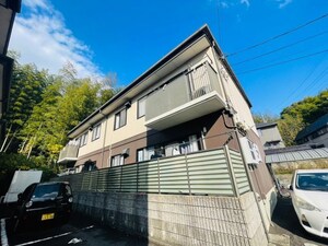 シャトル新田B外観写真