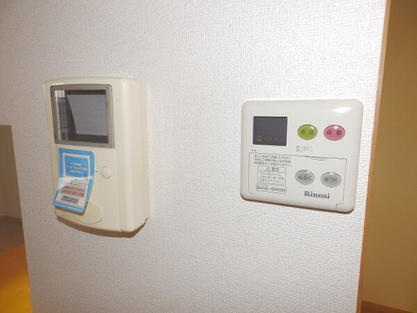 セキュリティ(同型、反転タイプの部屋写真です)