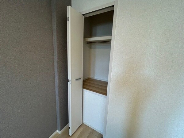 収納(同型参考写真)