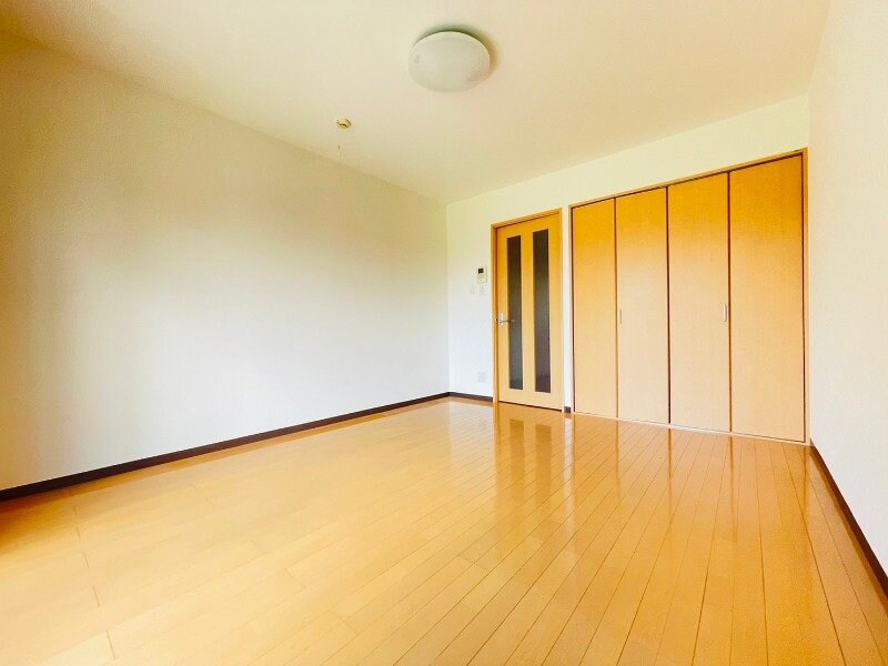 物件内観写真15　(同一物件の別部屋の写真です。)