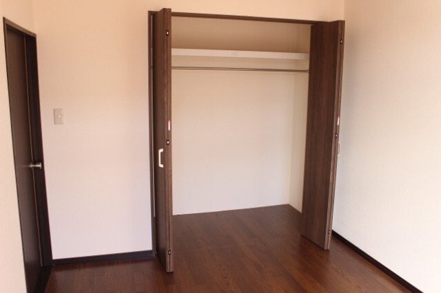 物件内観写真10　(別部屋同型タイプ写真です。)