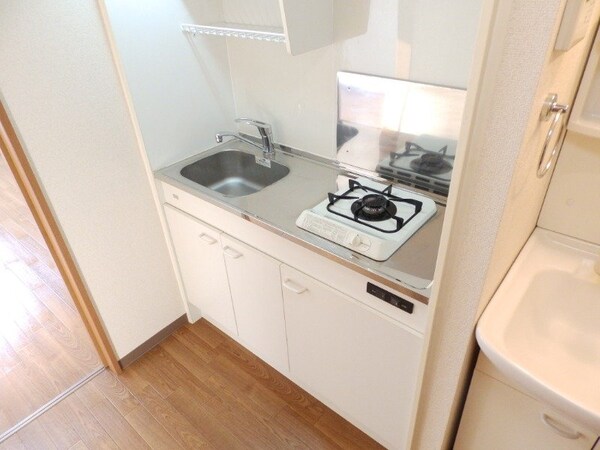 キッチン(同物件別室写真)