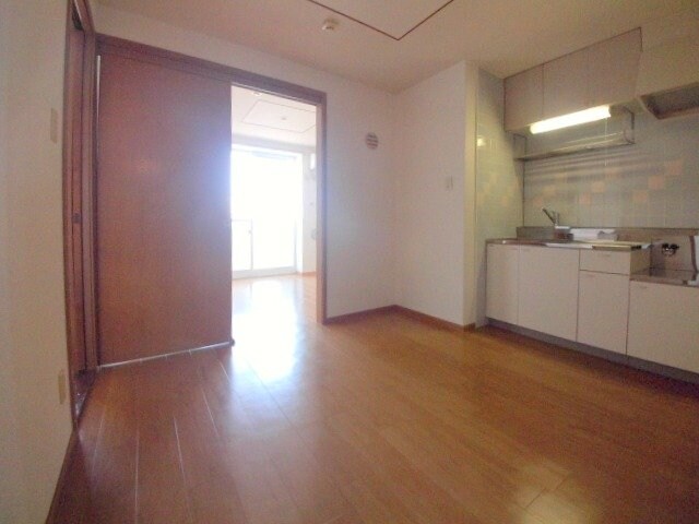 物件内観写真16　(同物件別室画像)