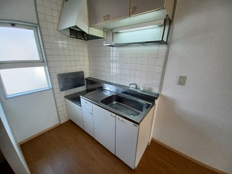 物件内観写真6　(同型部屋写真です。)