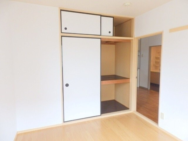 物件内観写真13　(同型部屋写真です。)