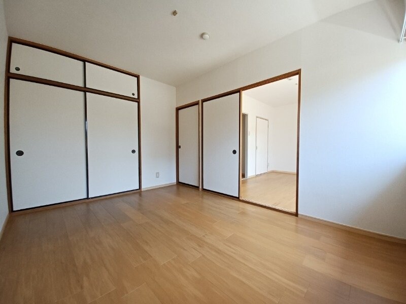 物件内観写真20　(同型部屋写真です。)