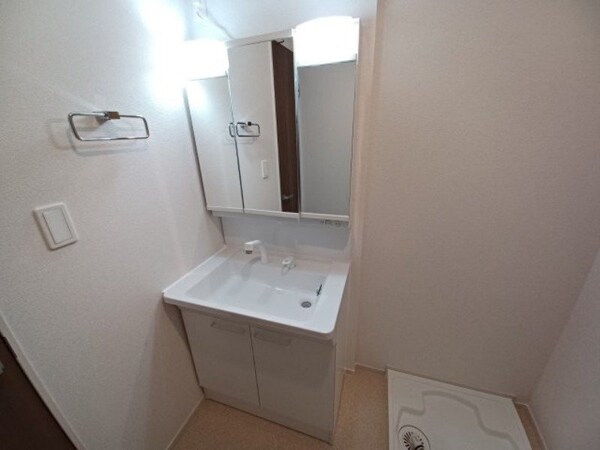 洗面所(同タイプの部屋写真です。)