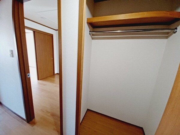 収納(同型参考写真)