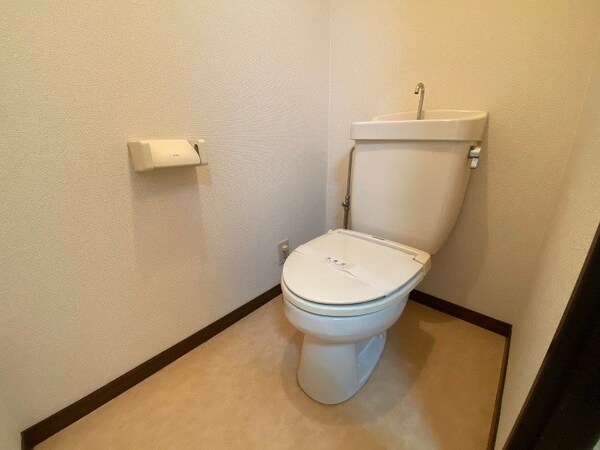 トイレ(同タイプの部屋写真です。)