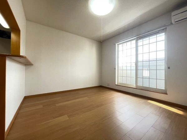居室・リビング(同タイプのお部屋の参考写真です。)