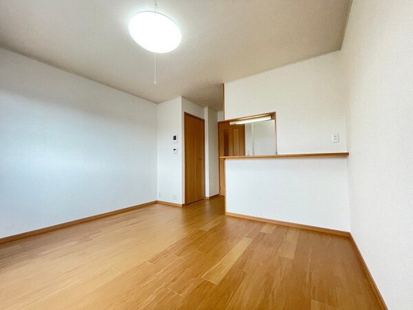 居室・リビング(同タイプのお部屋の参考写真です。)