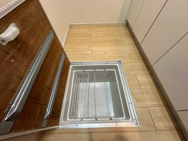 その他(同型参考写真)