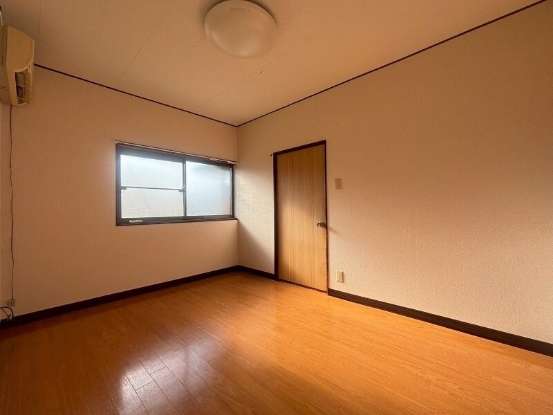 物件内観写真9　(収納)