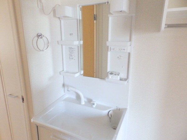 洗面所(別部屋反転写真です)