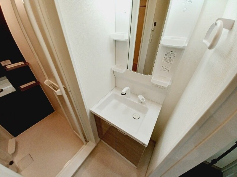 物件内観写真8　(同物件別部屋反転写真です。)