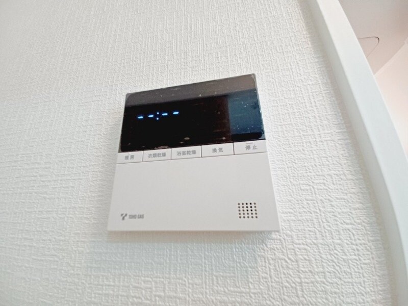 物件内観写真9　(同物件別部屋反転写真です。)