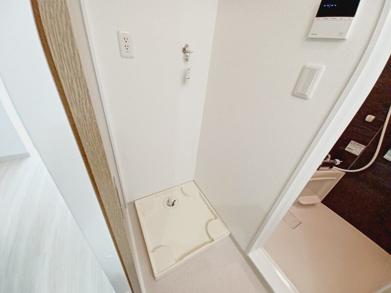 物件内観写真10　(同物件別部屋反転写真です。)