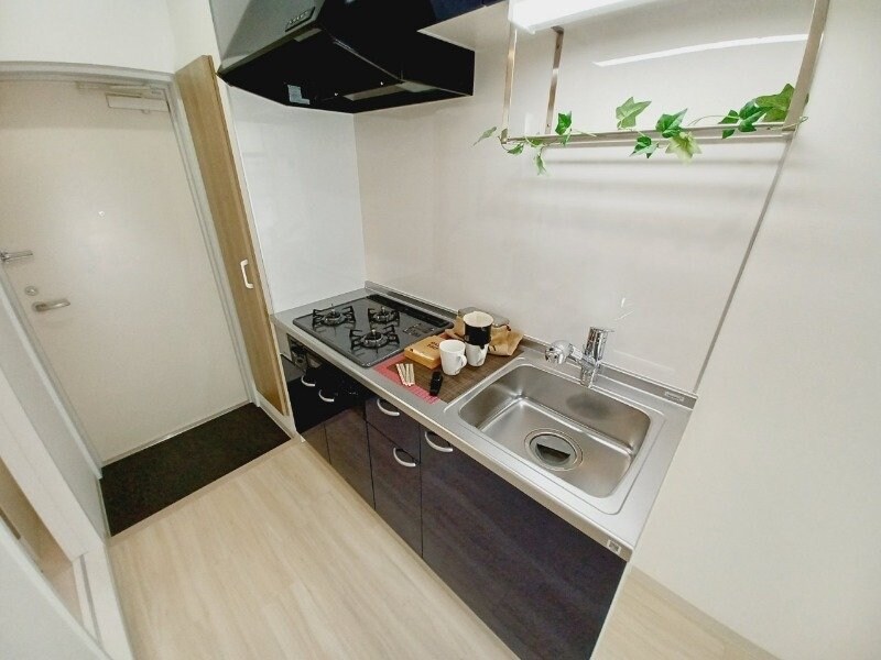 物件内観写真14　(同物件別部屋反転写真です。)