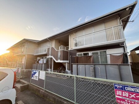 Village外観写真