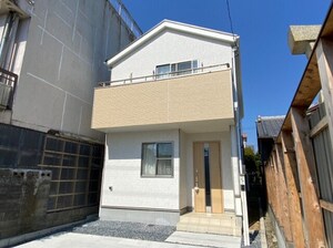 萱町貸家外観写真