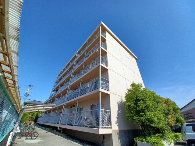 桑名サンプラザ
