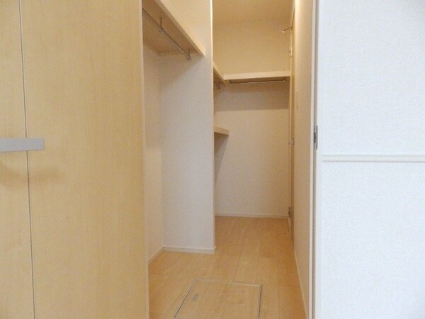 収納(同型タイプのものです)