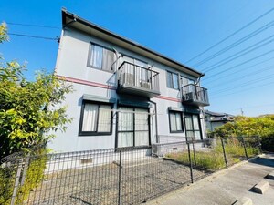 ムーンリバーサイドD棟外観写真