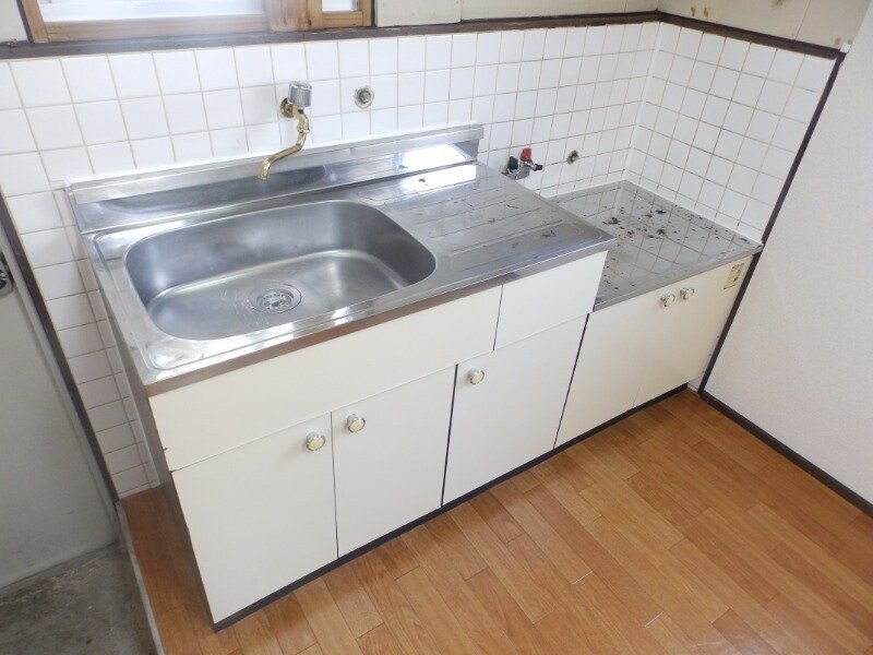 物件内観写真3　(同型別部屋の写真になります。)