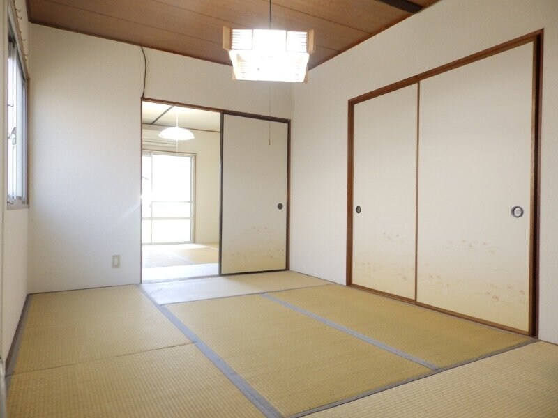 物件内観写真9　(同型別部屋の写真になります。)