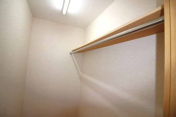 収納(別部屋参考写真です)