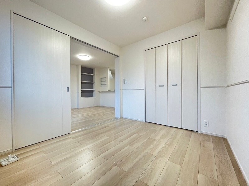 物件内観写真10　(同建物反転タイプです)