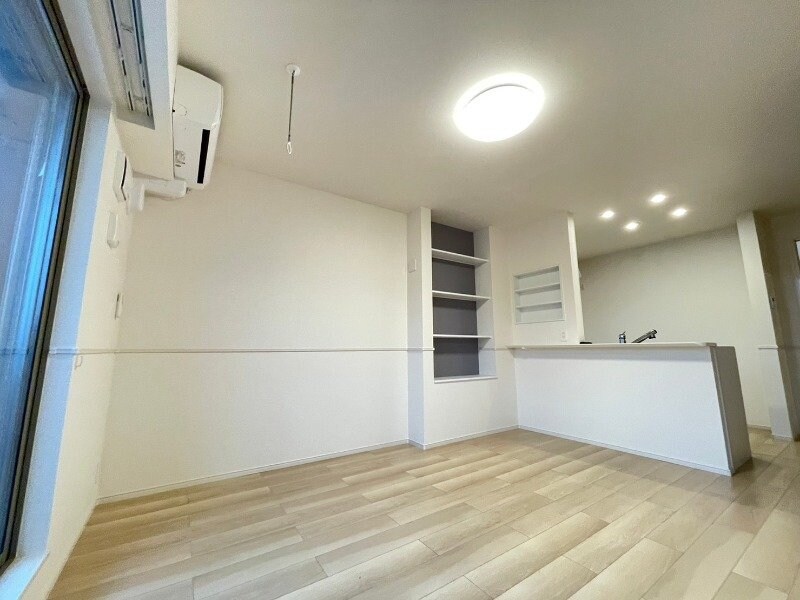 物件内観写真19　(同建物反転タイプです)