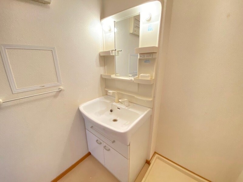 物件内観写真20　(同型参考写真)