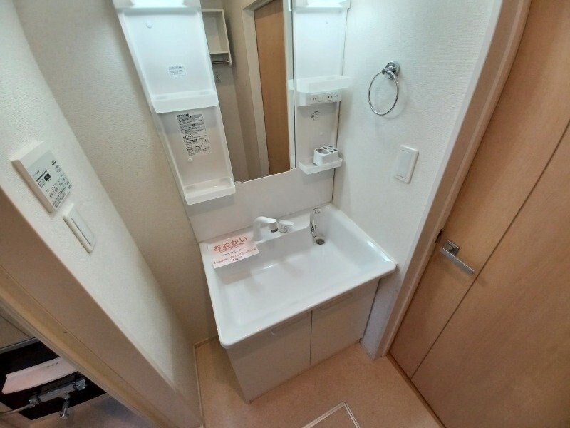 物件内観写真10　(別部屋同タイプ)