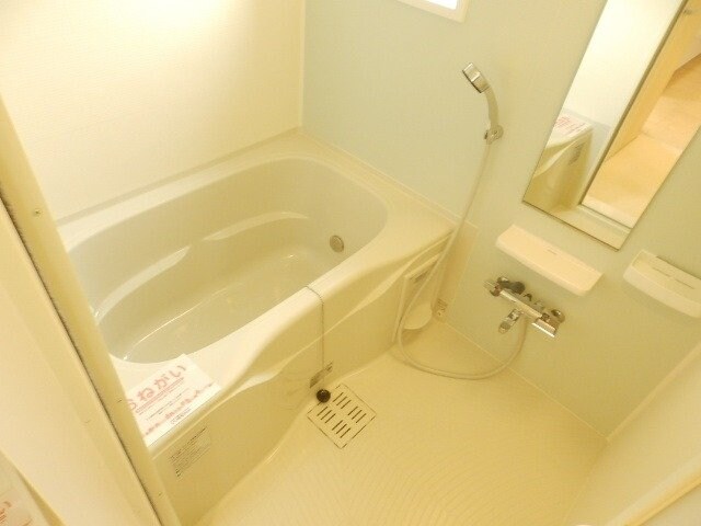 物件内観写真9　(同型反転タイプ画像)