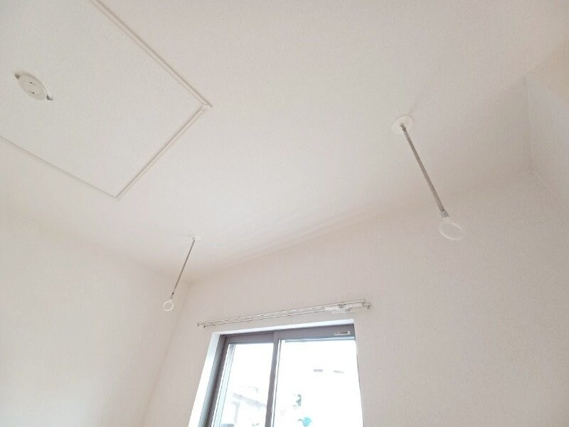 物件内観写真16　(同型反転タイプ画像)