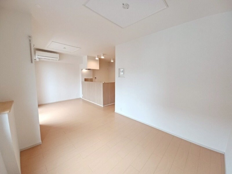 物件内観写真19　(同型反転タイプ画像)