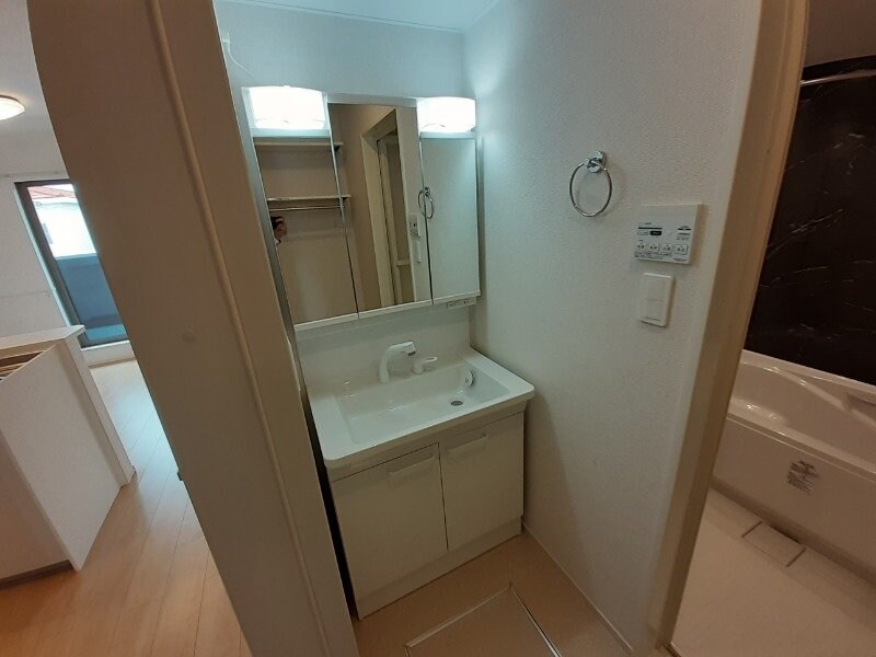 物件内観写真8　(同タイプ部屋写真です。)