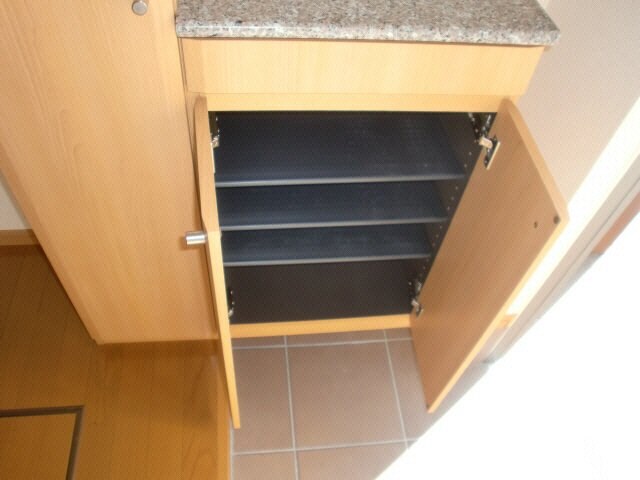 物件内観写真20　(同物件別室反転写真)