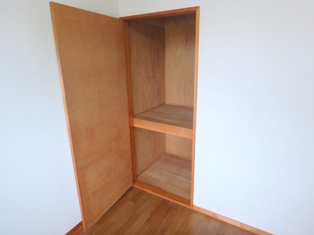 物件内観写真15　(収納)