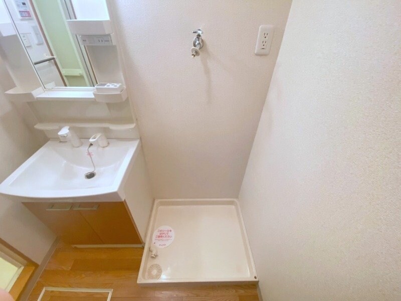 物件内観写真23　(同物件別室写真)