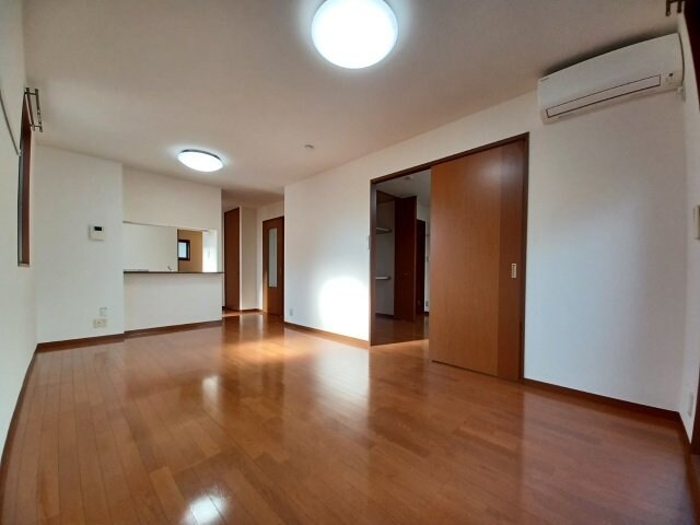 物件内観写真18　(同型参考写真)