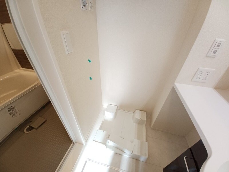 物件内観写真25　(同物件別室反転タイプ画像)