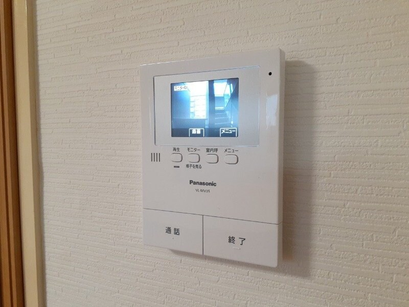 物件内観写真16　(別部屋反転参考写真です。)