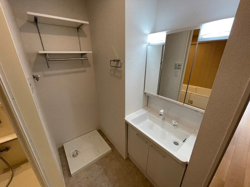 物件内観写真9　(同型参考写真です。)