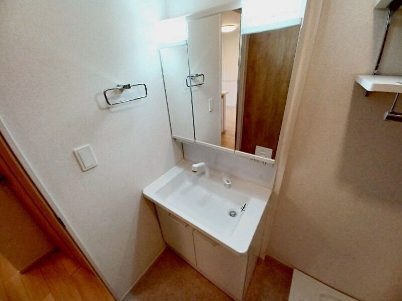 物件内観写真7　(同型参考写真)